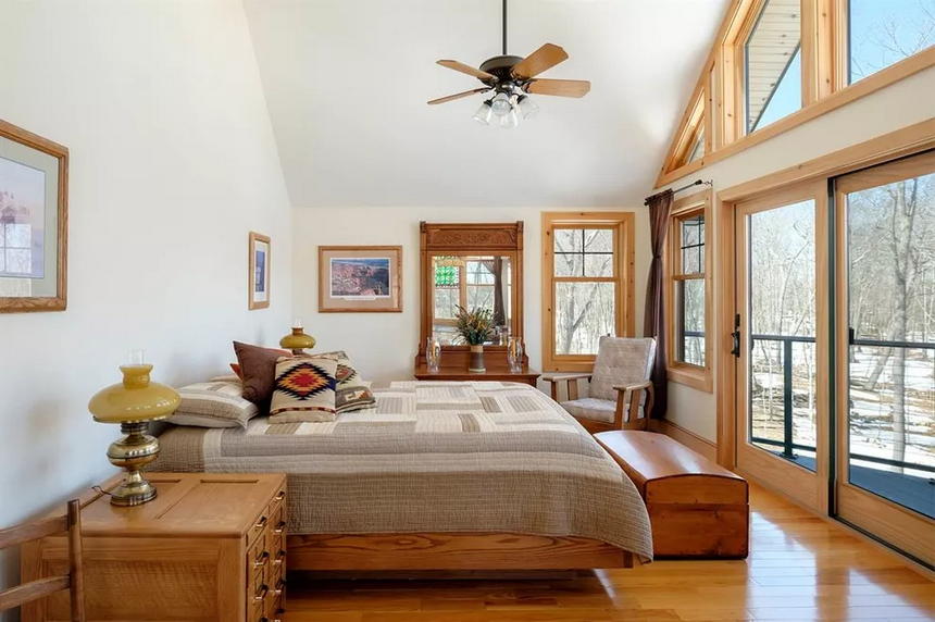 Master Bedroom Interior Design Ideas (9)
